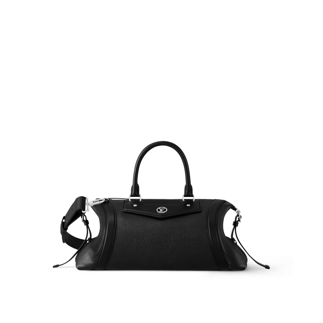 ★おしゃれで上品★【LOUIS VUITTON】LV バイカー MM バッグ LV Biker MM Shoulder Bag - Black Shoulder Bag - M14700